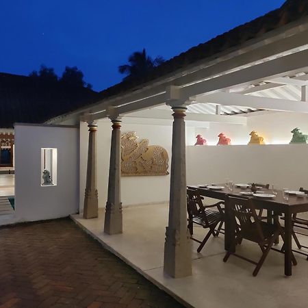 Mangala Heritage By Luxunlock Private Villas Tirukkannapuram Exterior photo